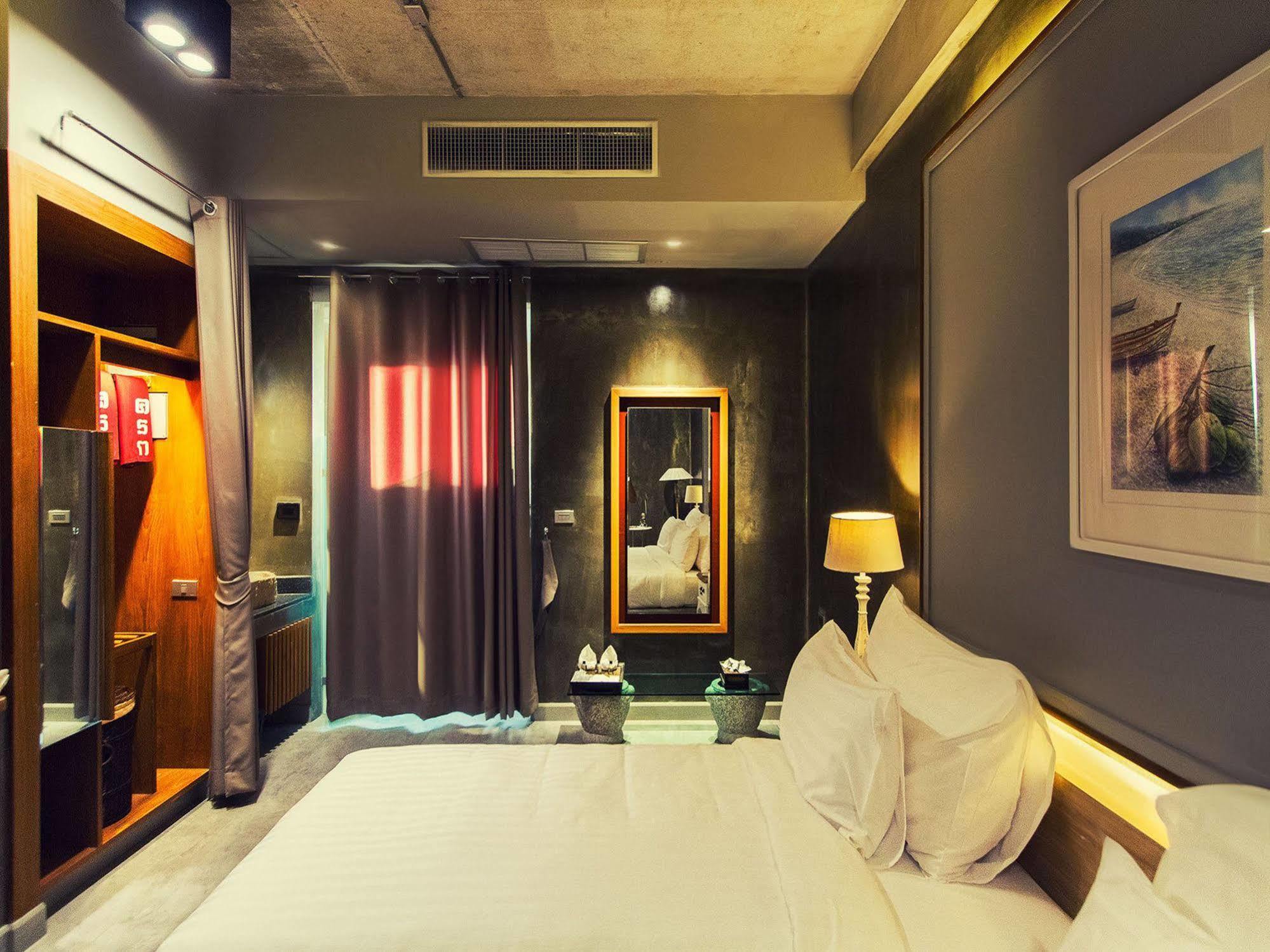 Kroque Boutique & Bistro Angszila Kültér fotó